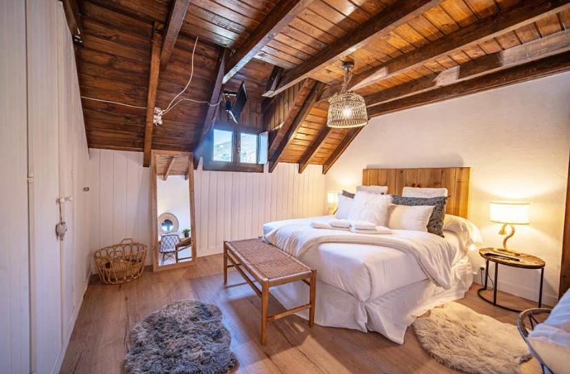 Casa Catania-Acogedora Casa Con Impresionantes Vistas-Fibra Optica Villa Salardú Dış mekan fotoğraf